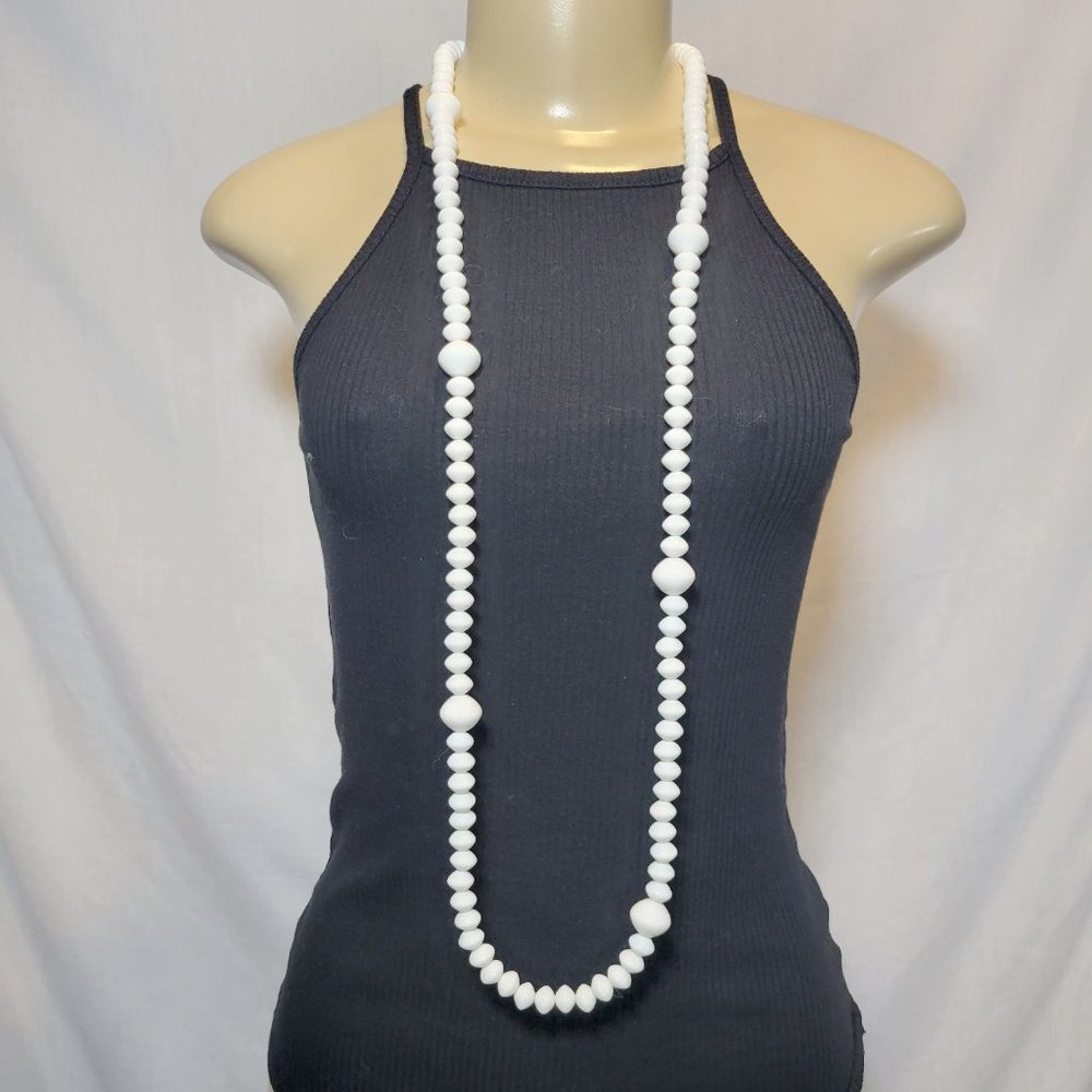 1980's Era White Beaded 22 1/2" Long Strand Classic Staple Office Necklace